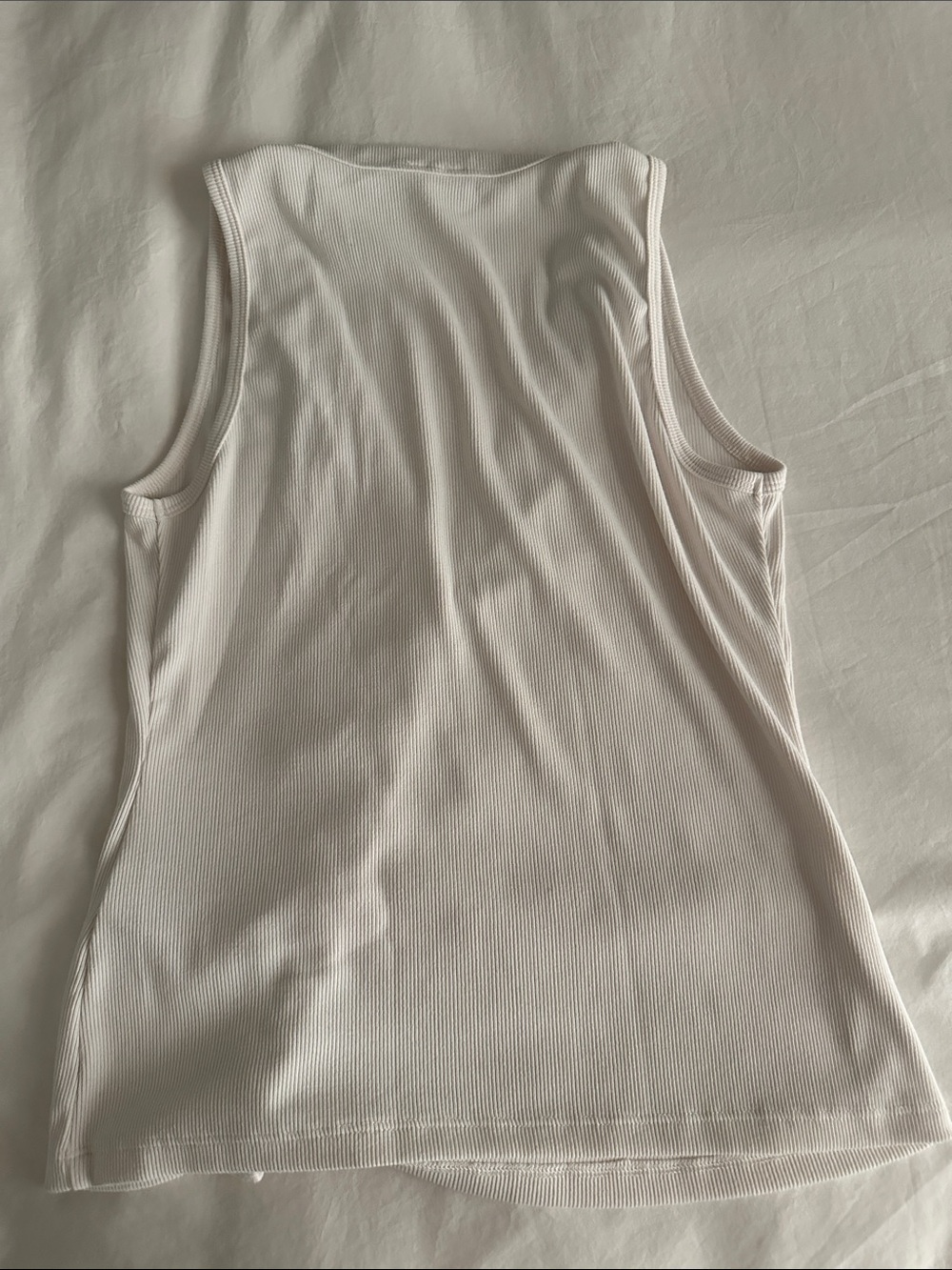 Abercrombie & Fitch White Ribbed Button Tank - Picture 2 of 2